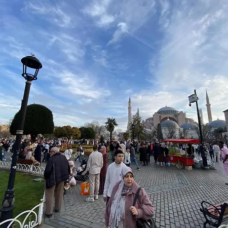 Blue Star Old Center