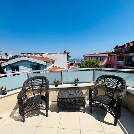 Blue Star Old Center *