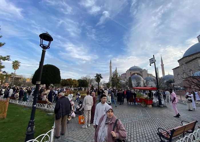 Blue Star Old Center